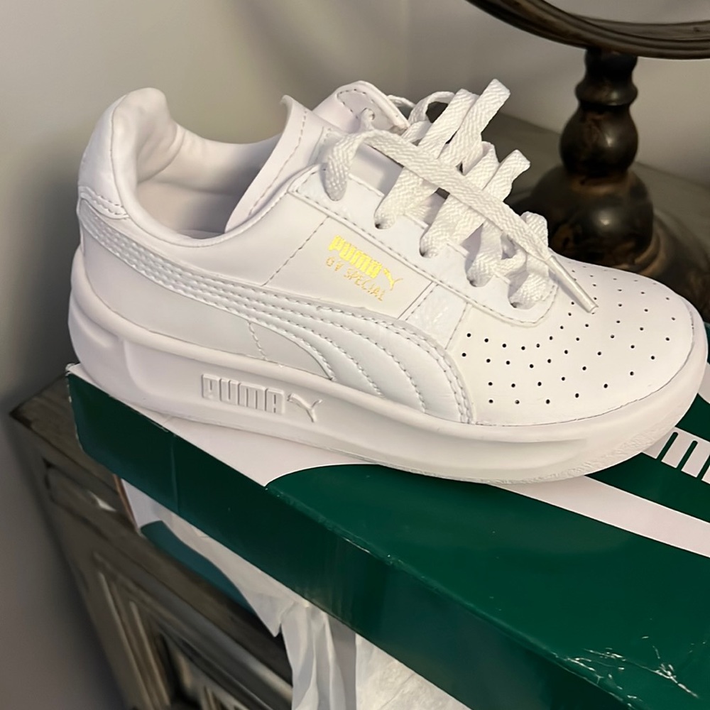 Puma sneakers size 12c, NIB!